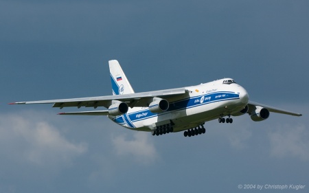 Antonov An 124 | RA-82045 | Volga Dnepr Cargo | Z&UUML;RICH (LSZH/ZRH) 11.05.2004