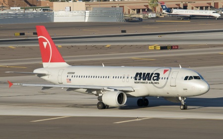 Airbus A320-212 | N365NW | Northwest Airlines | PHOENIX SKY HARBOUR INTL (KPHX/PHX) 24.10.2008