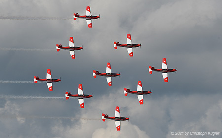 Pilatus PC-7 | - | Swiss Air Force  |  Pilatus PC-7 Team at Zurich airport | Z&UUML;RICH (LSZH/ZRH) 11.09.2021