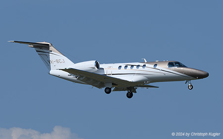 Textron Cessna 525C CitationJet CJ4 Gen2 | VH-8CJ | untitled (Flight Options (Australia)) | Z&UUML;RICH (LSZH/ZRH) 20.07.2024