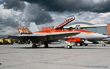 McDonnell Douglas CF-18B Hornet | 188904 | Royal Canadian Air Force  |  60th anniversary of 410 Squadron RCAF | CFB COLD LAKE (CYOD/YOD) 05.06.2001