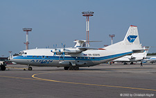 Antonov An 12B | RA-93915 | Atran | MOSCOW DOMODEDOWO (UUDD/DME) 14.08.2002