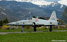 Northrop F-5E Tiger II | J-3074 | Swiss Air Force  |  With 'Farewell Buochs' sticker | MEIRINGEN (LSMM/---) 26.04.2004