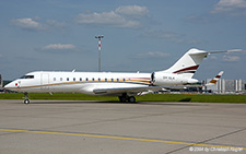 Bombardier BD.700 Global Express | OY-GLA | untitled | Z&UUML;RICH (LSZH/ZRH) 15.05.2004