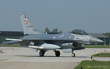General Dynamics F-16C | 93-0670 | Turkish Air Force | LECHFELD (ETSL/---) 11.05.2006