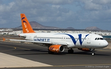 Airbus A320-231 | I-LINF | Wind Jet | ARRECIFE-LANZAROTE (GCRR/ACE) 13.09.2006