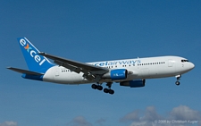 Boeing 767-204ER | G-BNYS | Excel Airways | ARRECIFE-LANZAROTE (GCRR/ACE) 14.09.2006