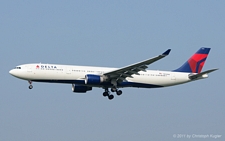 Airbus A330-323X | N812NW | Delta Air Lines | AMSTERDAM-SCHIPHOL (EHAM/AMS) 22.04.2011