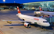 Airbus A319-112 | HB-IPY | Swiss International Air Lines | Z&UUML;RICH (LSZH/ZRH) 03.12.2011
