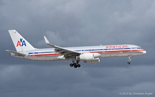 Boeing 757-223 | N658AA | American Airlines | MIAMI INTL (KMIA/MIA) 04.12.2012