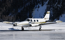 Piper PA-31T Cheyenne II | N90FS | private | SAMEDAN (LSZS/SMV) 14.01.2012