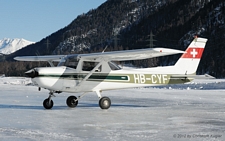 Cessna 152 | HB-CYF | private | SAMEDAN (LSZS/SMV) 15.01.2012