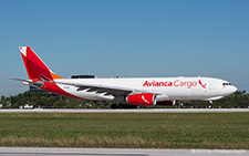 Airbus A330-243F | N332QT | Avianca Cargo | MIAMI INTL (KMIA/MIA) 03.12.2013