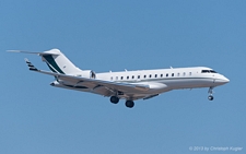 Bombardier BD.700 Global XRS | VP-CBM | untitled | PALMA DE MALLORCA (LEPA/PMI) 08.07.2013