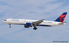 Boeing 757-232 | N681DA | Delta Air Lines | LAS VEGAS MCCARRAN (KLAS/LAS) 01.10.2015