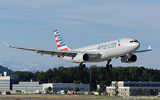 Airbus A330-243 | N284AY | American Airlines | Z&UUML;RICH (LSZH/ZRH) 26.07.2015