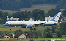 Boeing C-32A | 98-0001 | US Air Force | Z&UUML;RICH (LSZH/ZRH) 15.06.2024
